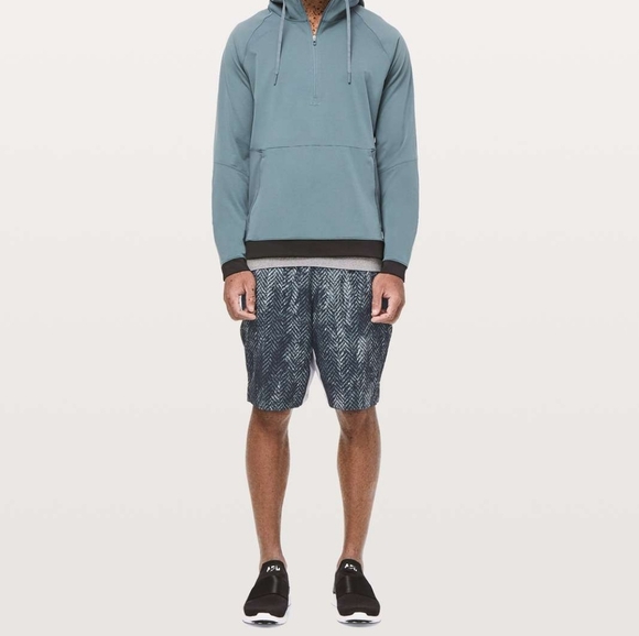 Mens Blue and Grey Chevron Surge Short - Picture 1 of 8